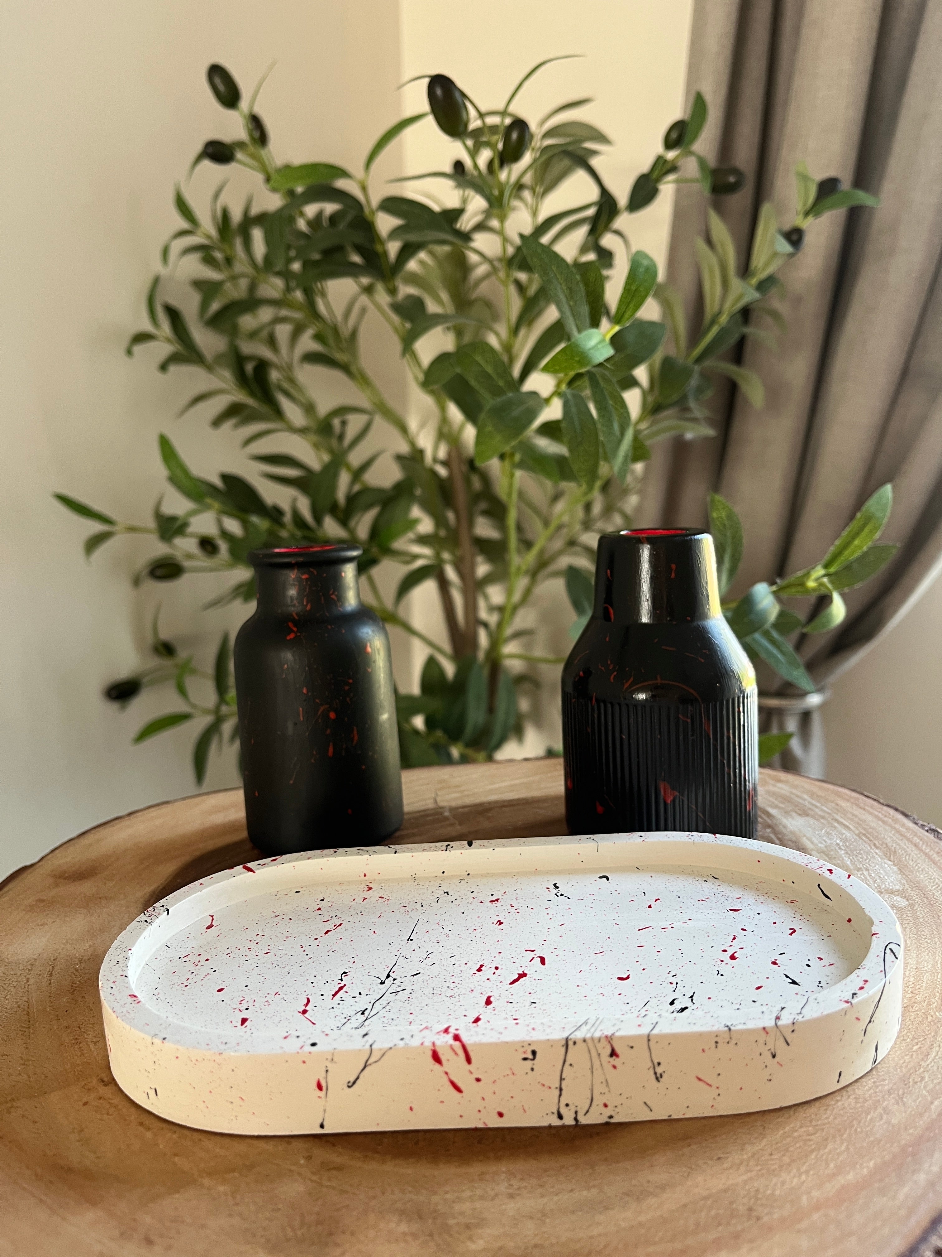 Red and black splotch